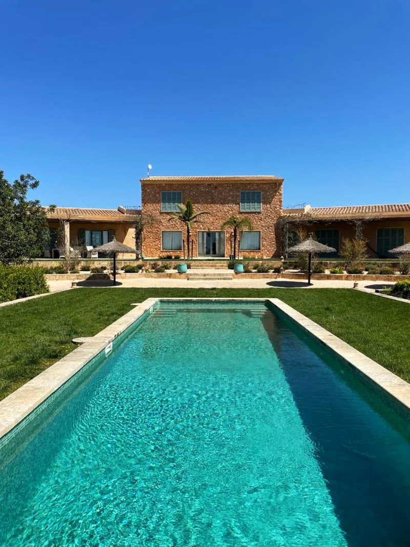 Villa Deluxe, imagen 1